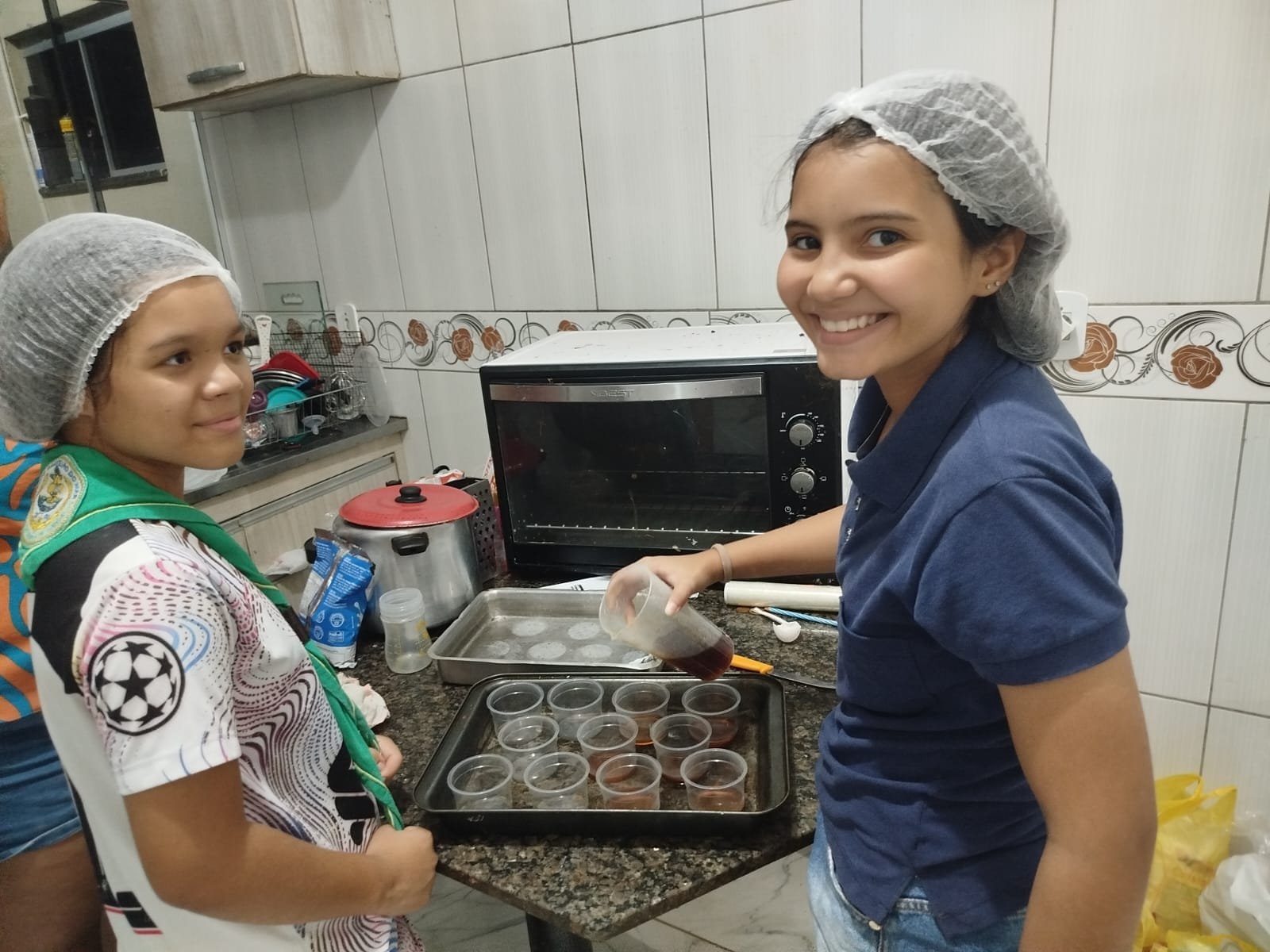 A Aventura do Empreendedorismo: Escoteiros Empreendendo com Sabores!
